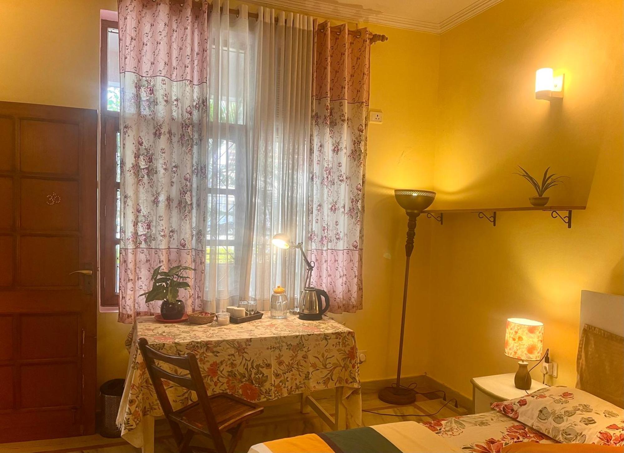 Ganga Vatika Boutique Hotel, רישיקש מראה חיצוני תמונה